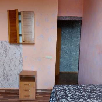 Продается 1-комнатная квартира, 42,4 м²