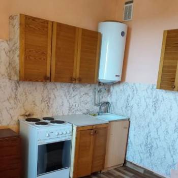 Продается 1-комнатная квартира, 42,4 м²