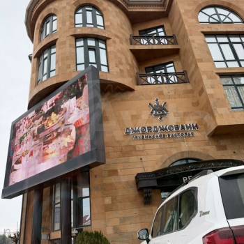 Сдается 1-комнатная квартира, 58 м²
