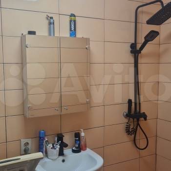 Продается 1-комнатная квартира, 42 м²