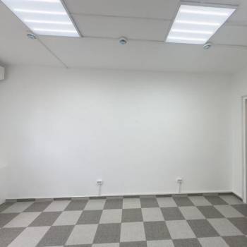 Сдается Нежилое помещение, 17 м²