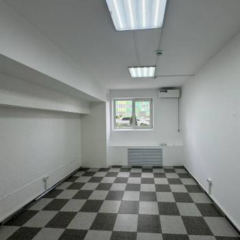 Сдается Нежилое помещение, 17 м²