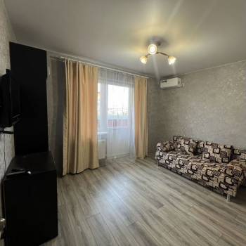 Сдается 1-комнатная квартира, 46 м²