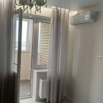 Сдается 1-комнатная квартира, 38 м²