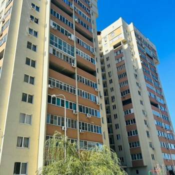 Продается 1-комнатная квартира, 32 м²