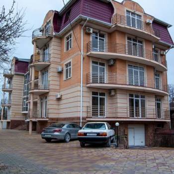 Продается Многокомнатная квартира, 245 м²