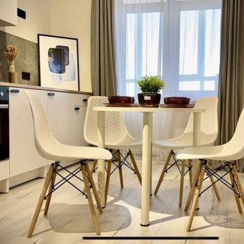 Продается 1-комнатная квартира, 42 м²
