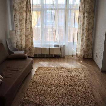 Сдается 1-комнатная квартира, 62 м²