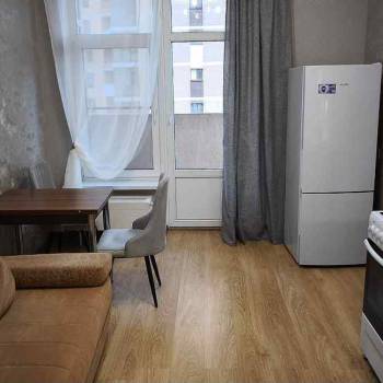 Сдается 1-комнатная квартира, 62 м²