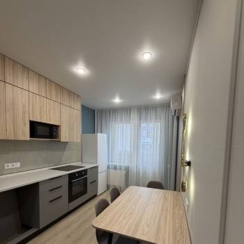 Сдается 2-х комнатная квартира, 63 м²