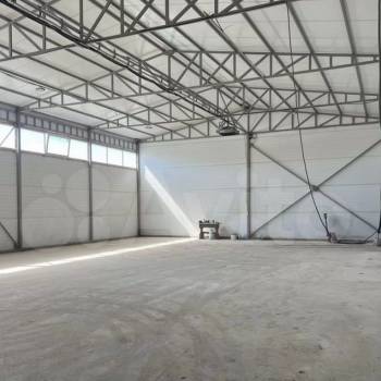 Продается Нежилое помещение, 2000 м²