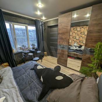 Продается Многокомнатная квартира, 60 м²