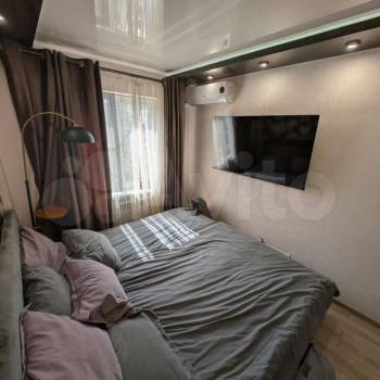 Продается Многокомнатная квартира, 60 м²