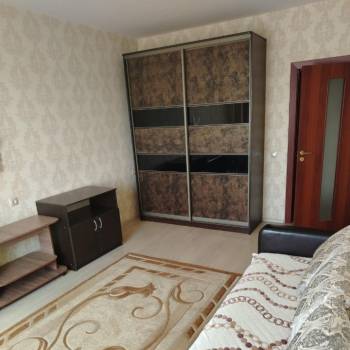 Сдается 1-комнатная квартира, 45 м²