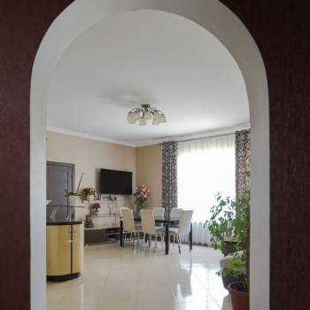 Продается Дом, 300 м²