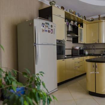 Продается Дом, 300 м²