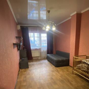 Продается 1-комнатная квартира, 40 м²