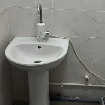 Сдается Нежилое помещение, 16 м²