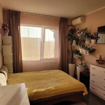 Продается 1-комнатная квартира, 40 м²