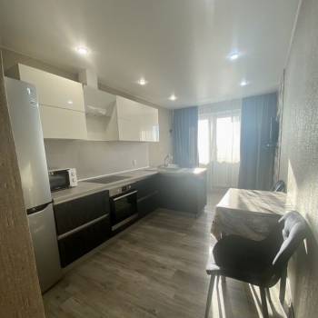 Сдается 1-комнатная квартира, 43 м²