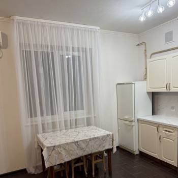 Сдается 2-х комнатная квартира, 50 м²