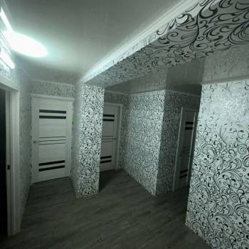 Продается Многокомнатная квартира, 80 м²