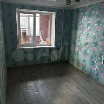 Продается Многокомнатная квартира, 80 м²