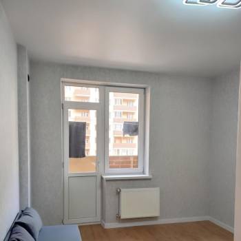 Продается 1-комнатная квартира, 36 м²