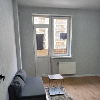 Продается 1-комнатная квартира, 36 м²