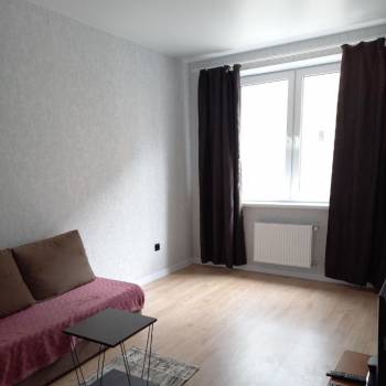 Продается 1-комнатная квартира, 36 м²