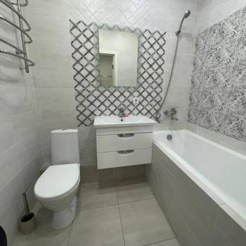 Продается 1-комнатная квартира, 43 м²