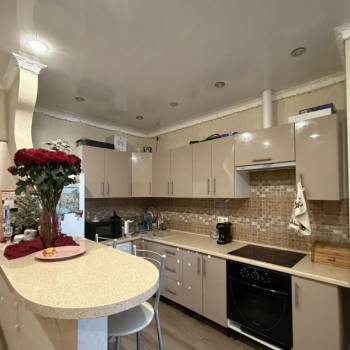 Продается 1-комнатная квартира, 28 м²
