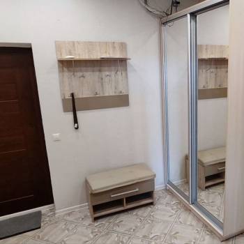 Сдается 2-х комнатная квартира, 77 м²