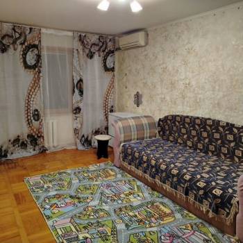 Сдается Многокомнатная квартира, 60 м²