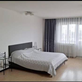 Сдается 2-х комнатная квартира, 90 м²