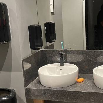 Сдается Торговое помещение, 415 м²