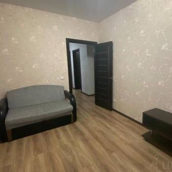 Сдается Многокомнатная квартира, 60 м²