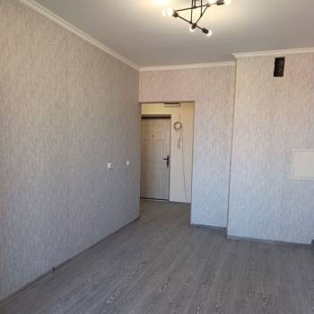 Продается 1-комнатная квартира, 42 м²
