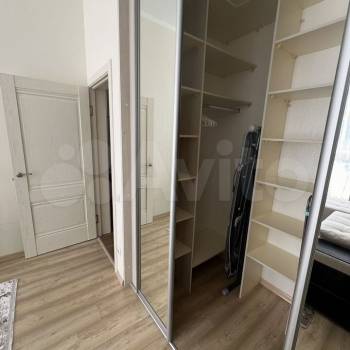 Продается 2-х комнатная квартира, 60 м²