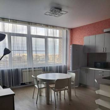 Сдается 2-х комнатная квартира, 80 м²