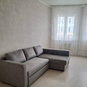 Сдается 2-х комнатная квартира, 80 м²