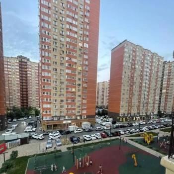 Сдается 2-х комнатная квартира, 62 м²