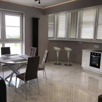 Сдается 2-х комнатная квартира, 78 м²