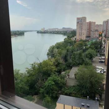 Сдается 2-х комнатная квартира, 78 м²