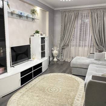 Сдается 1-комнатная квартира, 45 м²