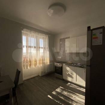 Сдается 1-комнатная квартира, 38,1 м²