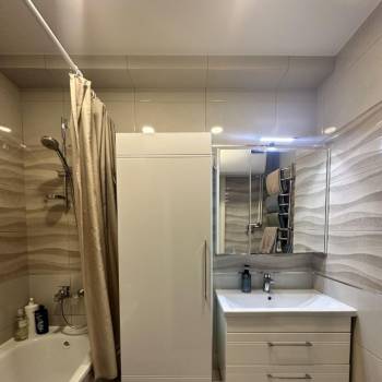 Продается 2-х комнатная квартира, 67,9 м²