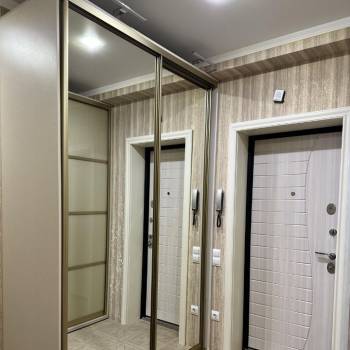 Продается 2-х комнатная квартира, 67,9 м²