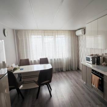 Продается 3-х комнатная квартира, 92 м²