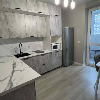 Сдается 1-комнатная квартира, 43 м²